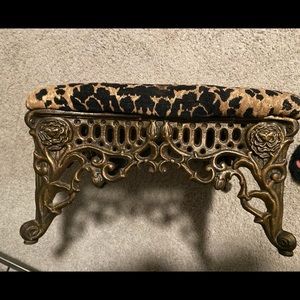 Vintage Victorian Cast iron Footstool! Like new.